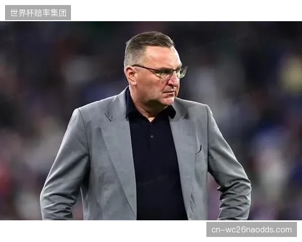 主帅哈桑以其传奇球员经历激励球队,力图将不屈精神注入全队。 主帅哈桑以其传奇球员经历激励球队,力图将不屈精神注入全队。